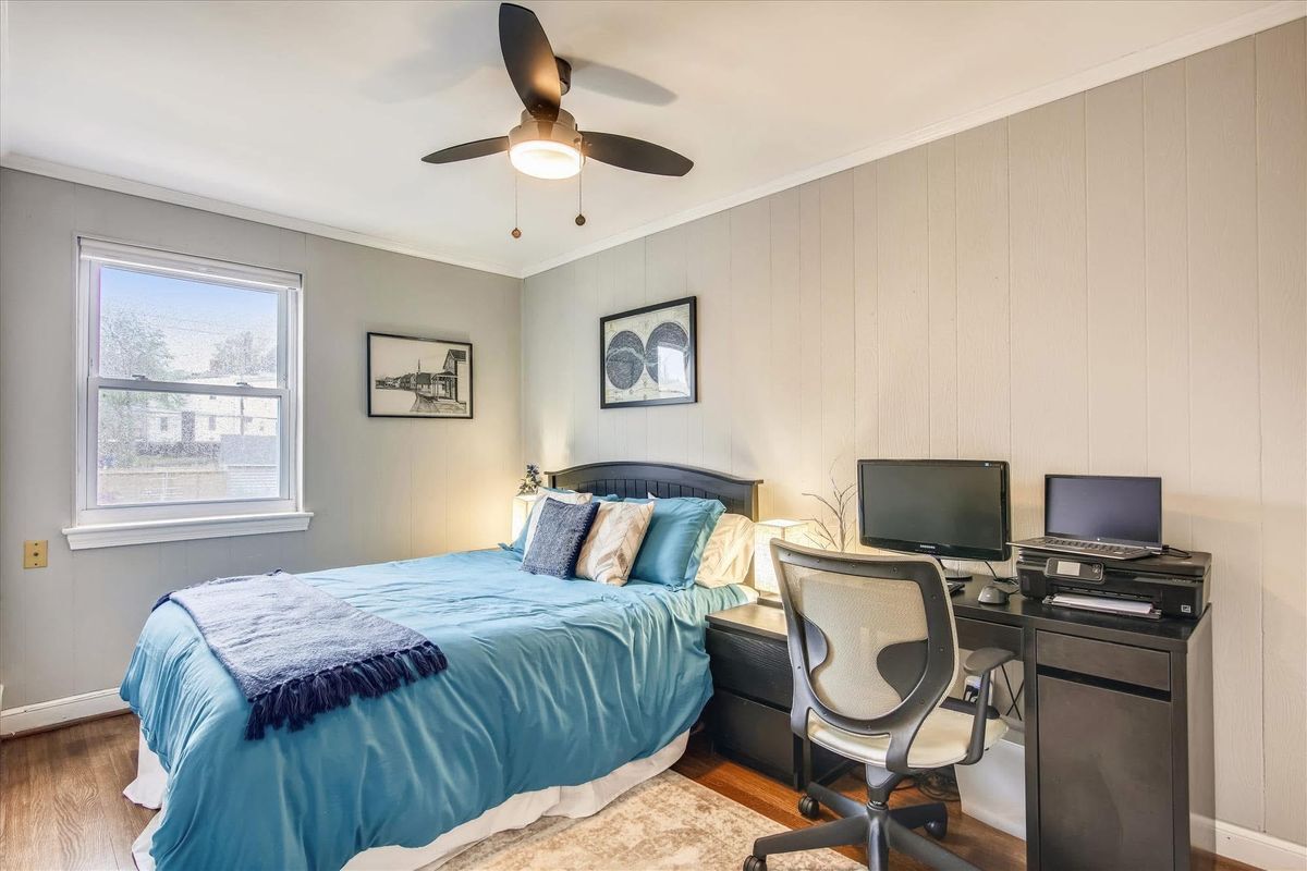 Building Photo - 1334 Downing St