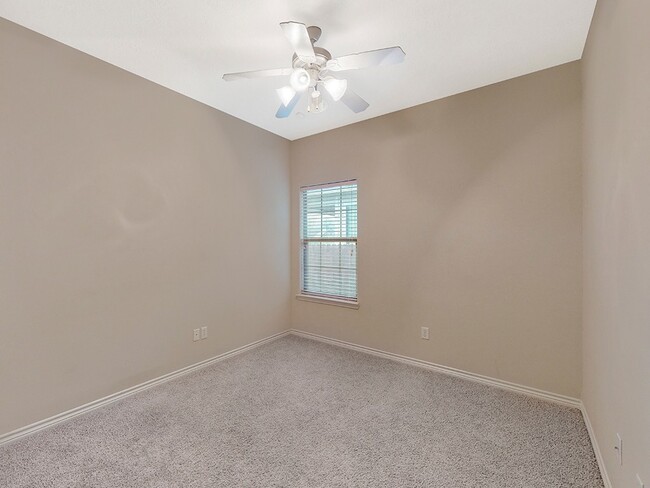 Building Photo - 4216 Candace Ct