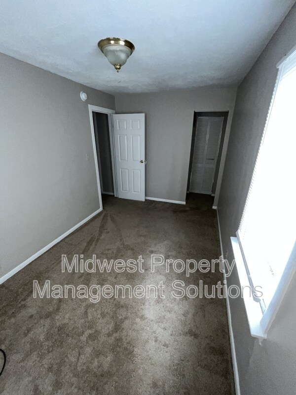 Building Photo - 4025 Brown St