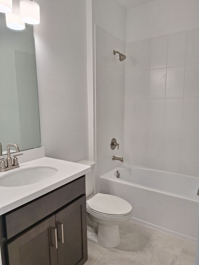 Building Photo - BRAND NEW HOME IN ARDISIA PARK IN NSB-2000+ SQ FEET !