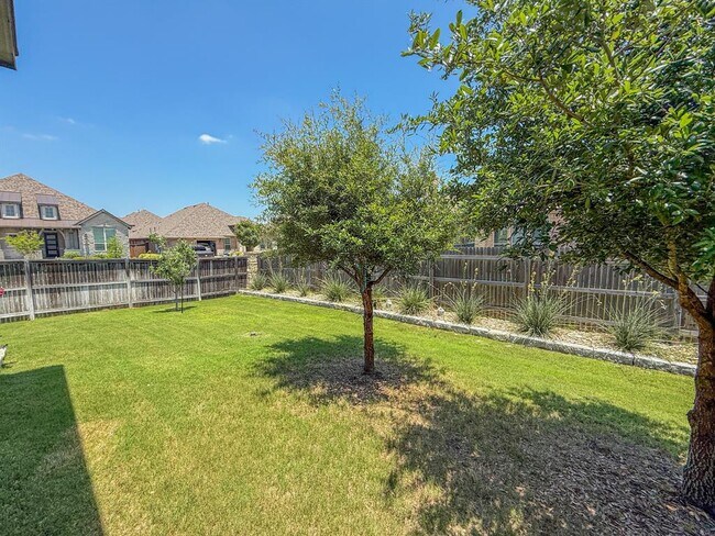 Building Photo - 128 Regents Ln