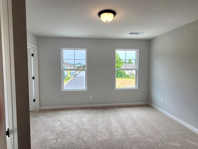 Building Photo - 848 Lareas Way