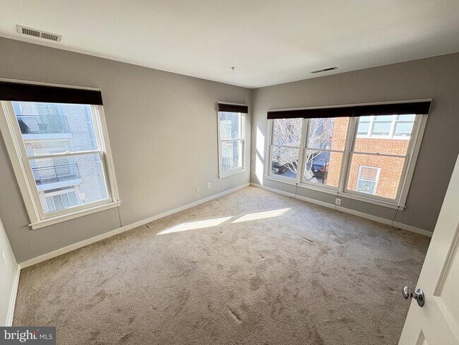 Building Photo - 2324 Cobble Hill Terrace