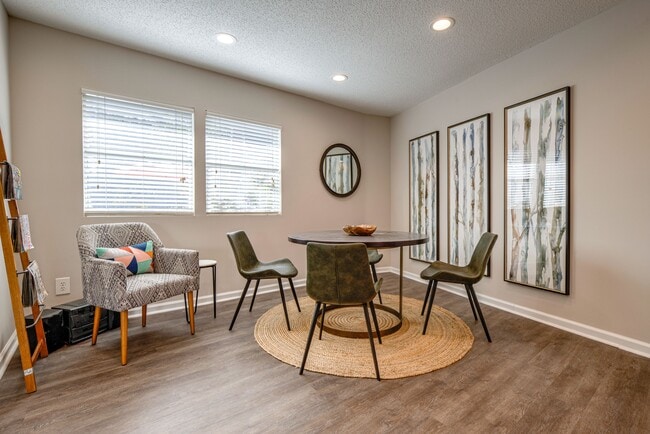 Building Photo - Palmetto Grove