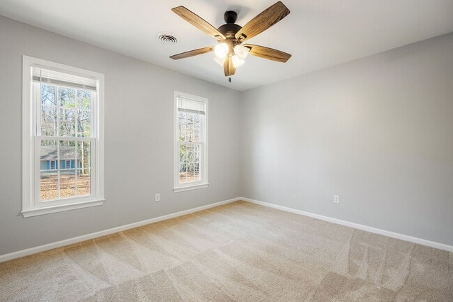 Building Photo - 4 Bedroom Home in Chesterfield County!!!! ***Available Early December***