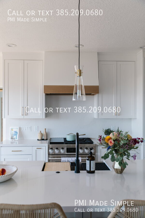 Building Photo - 1777 Crimson Oak Dr
