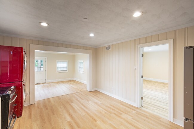 Building Photo - 11439 Scotland Ln