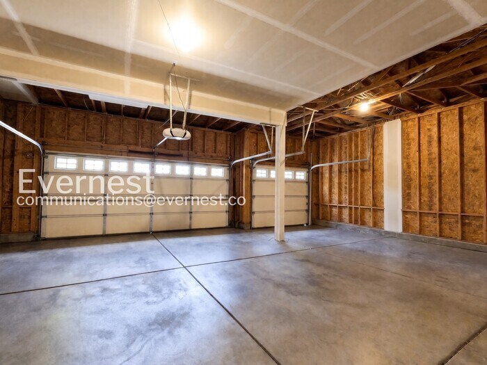 Building Photo - 6238 Westchase Rd
