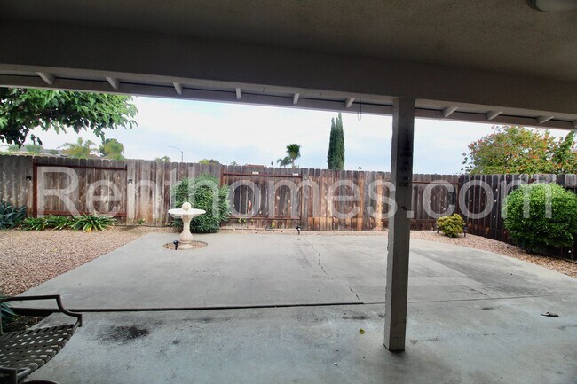 Building Photo - 16702 San Salvador Rd