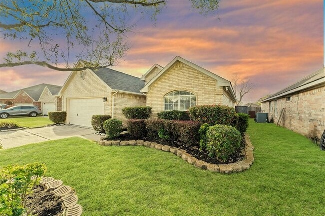 Building Photo - 21018 Claremore Ct