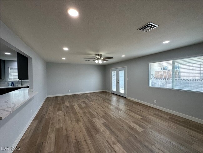 Building Photo - 5233 Lytton Ave