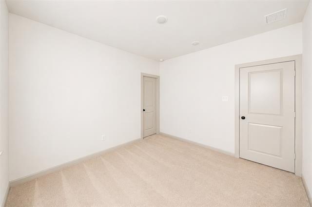 Building Photo - 320 Walker Pkwy