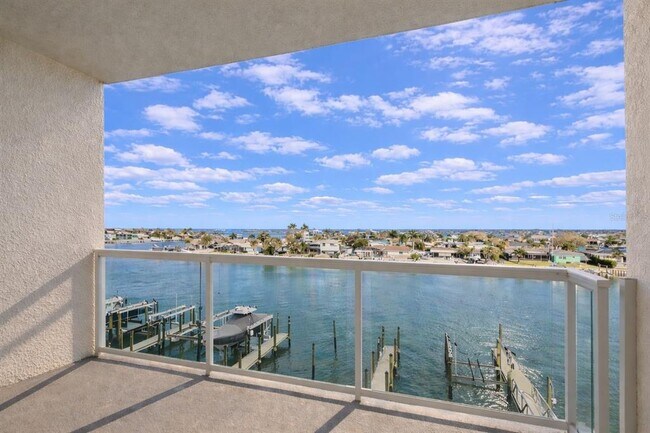 Building Photo - 415 Island Way