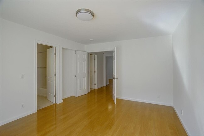 Building Photo - 47450 Cholla St