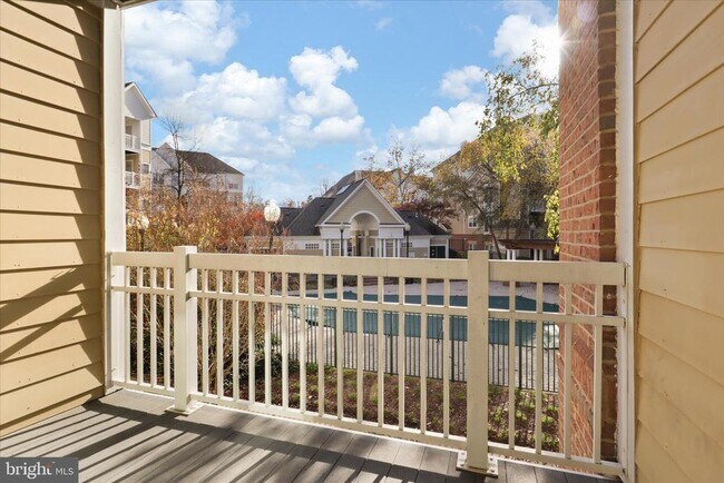 Building Photo - 12909 Alton Square