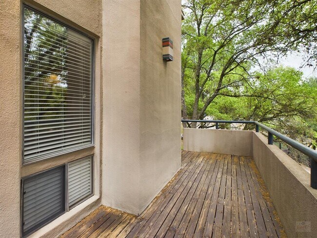 Building Photo - 1735 Spyglass Dr