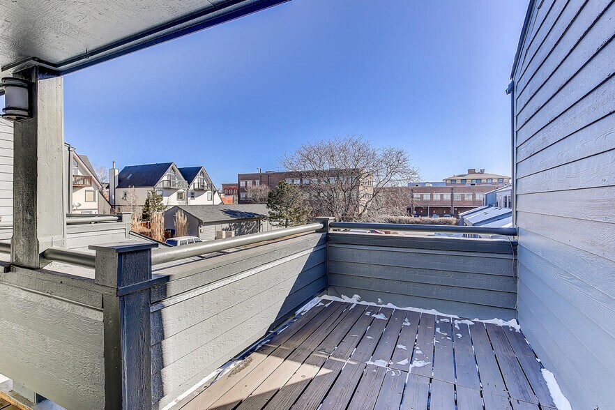 Building Photo - 2 Acoma St