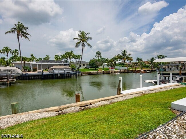 Building Photo - 1206 Martinique Ct