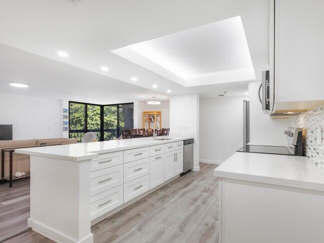 Building Photo - 955 Egret Cir