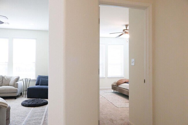 Building Photo - 13413 Larrys Ln