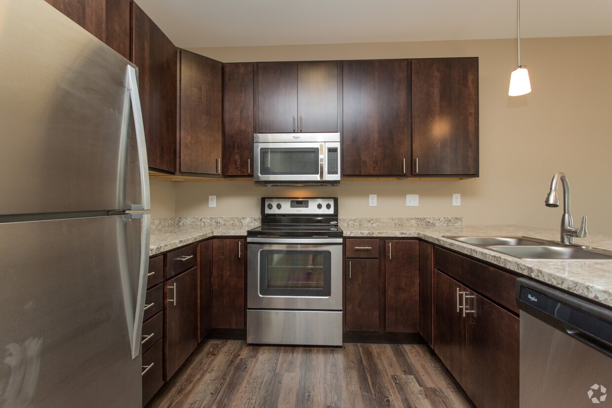 Cottage Grove Apartments Townhomes Grand Forks Nd Apartment