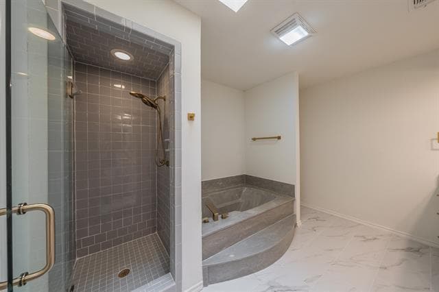 Building Photo - 5893 Westhaven Dr