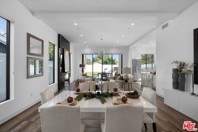 Building Photo - 5812 Willis Ave