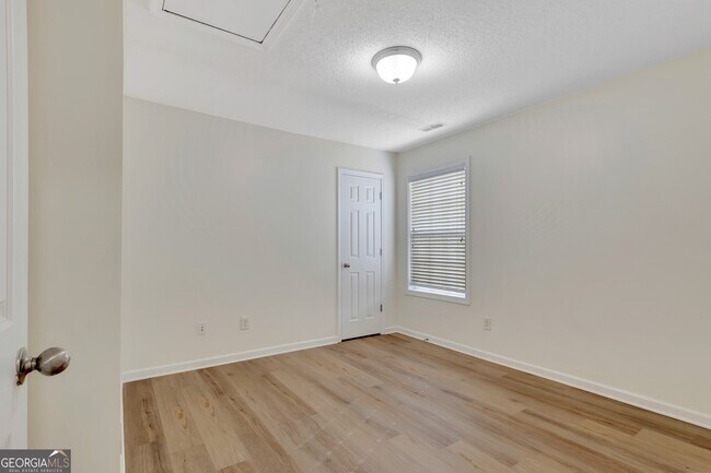 Building Photo - 503 Hunterian Pl