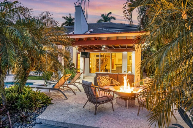 Building Photo - 74 Nurmi Dr