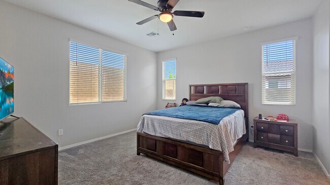 Building Photo - 18572 W Cottontail Ln