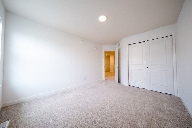 Building Photo - 21618 Orchid Path