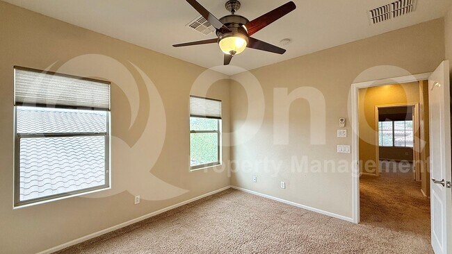 Building Photo - 28978 N 70th Dr