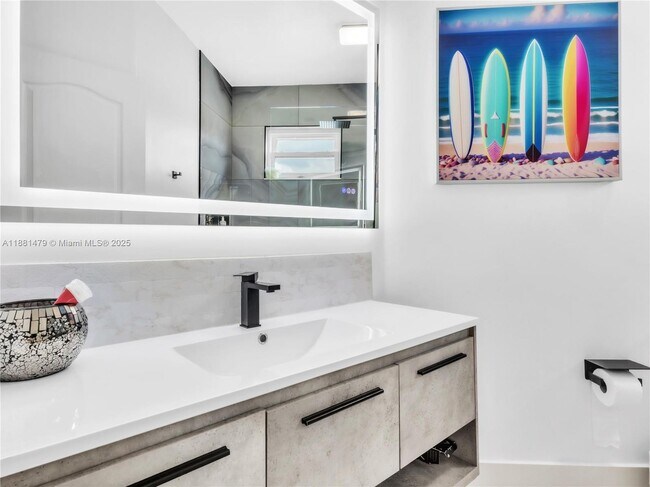 Building Photo - 3366 SW 152nd Pl