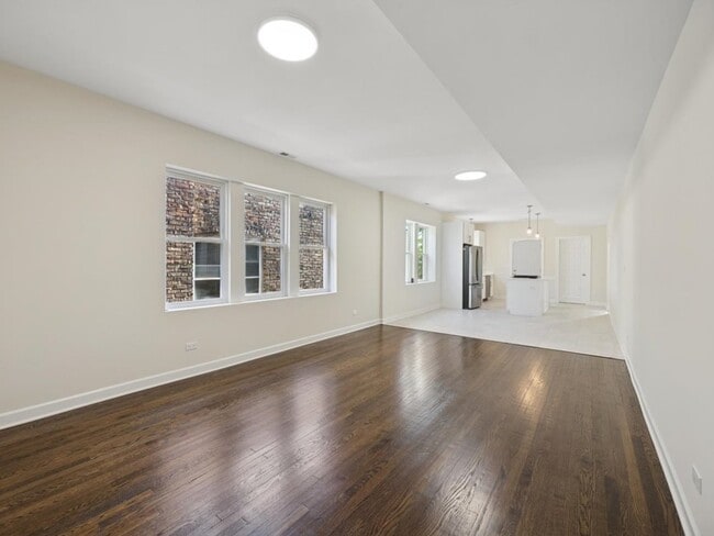 Building Photo - 5547 W Jackson Blvd