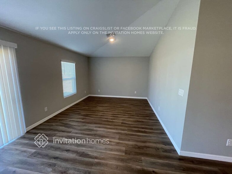 Building Photo - 25468 Avillas Ct