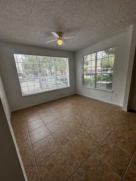 Building Photo - 13103 Mulberry Park Dr