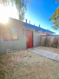 Building Photo - 319 HILL