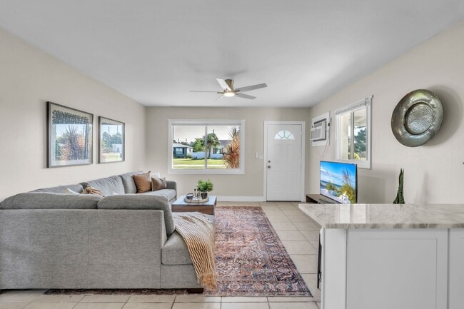 Building Photo - Available NOW