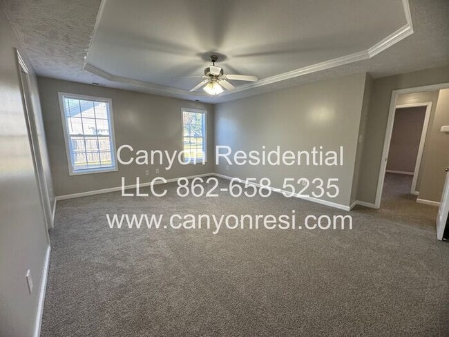 Building Photo - 105 Scaley Bark Dr