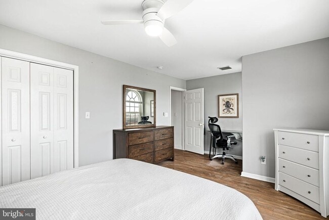 Building Photo - 536 W Montgomery Ave