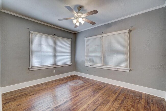 Building Photo - 3711 N Military Ave