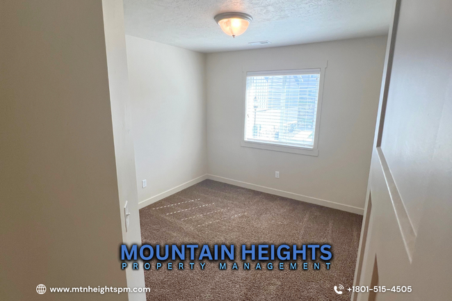 Building Photo - 14391 S Oakfield Way
