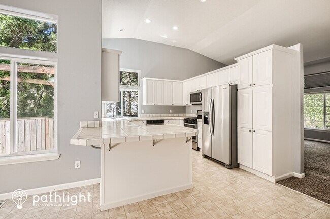 Building Photo - 23834 SW Shady Grove Dr, Sherwood, OR, 97140