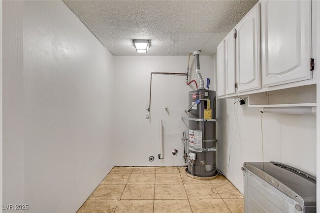 Building Photo - 2337 Michael Way
