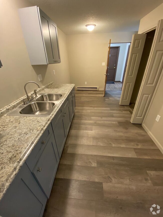 Building Photo - Available Now- 2 Bedroom updated apartment...