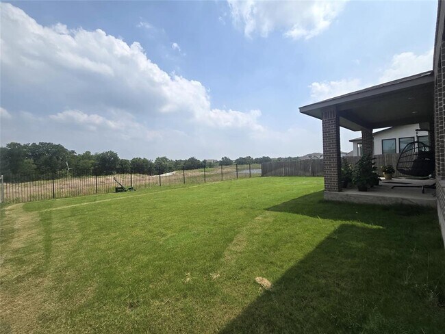 Building Photo - 124 Ribera Dr