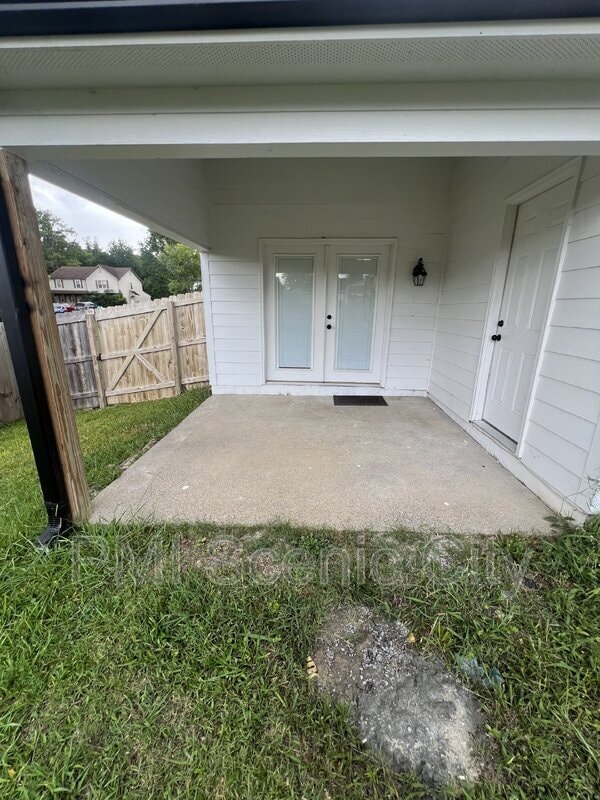 Building Photo - 1430 Stratton Pl Dr
