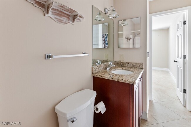 Building Photo - 829 W Elkcam Cir