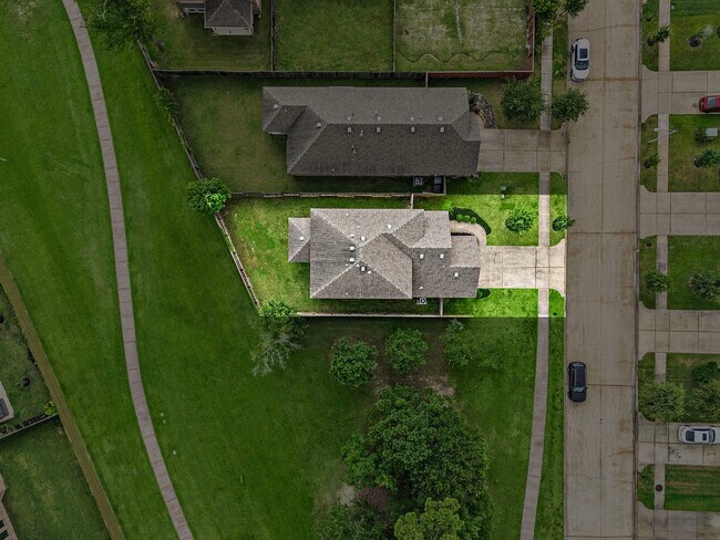 Building Photo - 22419 Brass Bell Dr