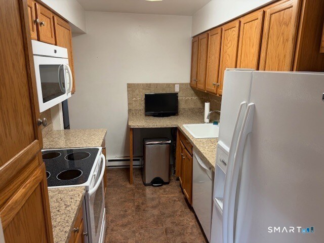 Building Photo - 127 Kennedy Dr